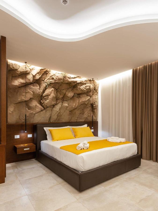 Palazzo Ferrucci Luxury Suites Cagliari Bagian luar foto
