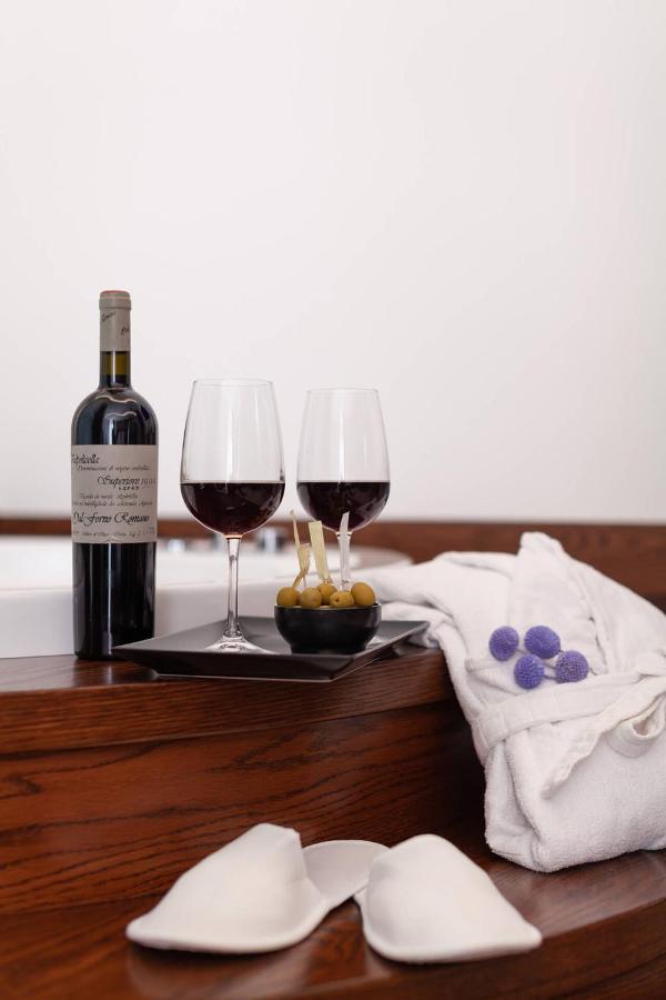 Palazzo Ferrucci Luxury Suites Cagliari Bagian luar foto