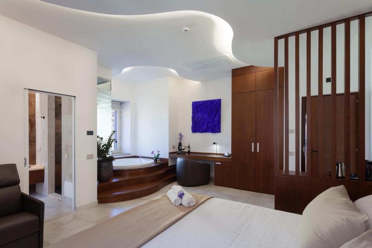 Palazzo Ferrucci Luxury Suites Cagliari Bagian luar foto