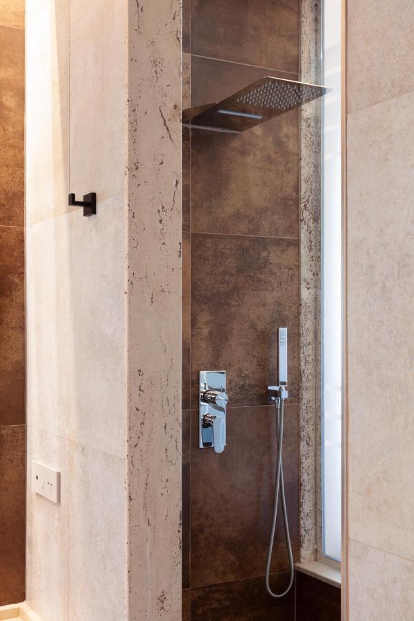 Palazzo Ferrucci Luxury Suites Cagliari Bagian luar foto